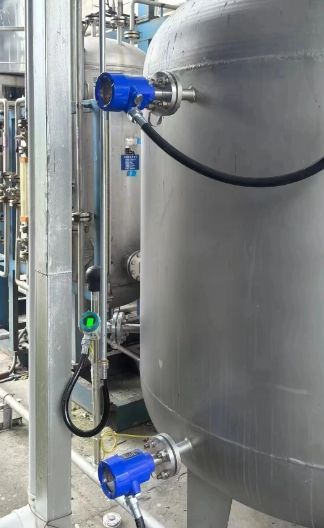 Tuning Fork Level Switch: Working Principle, Advantages & Industrial Applications