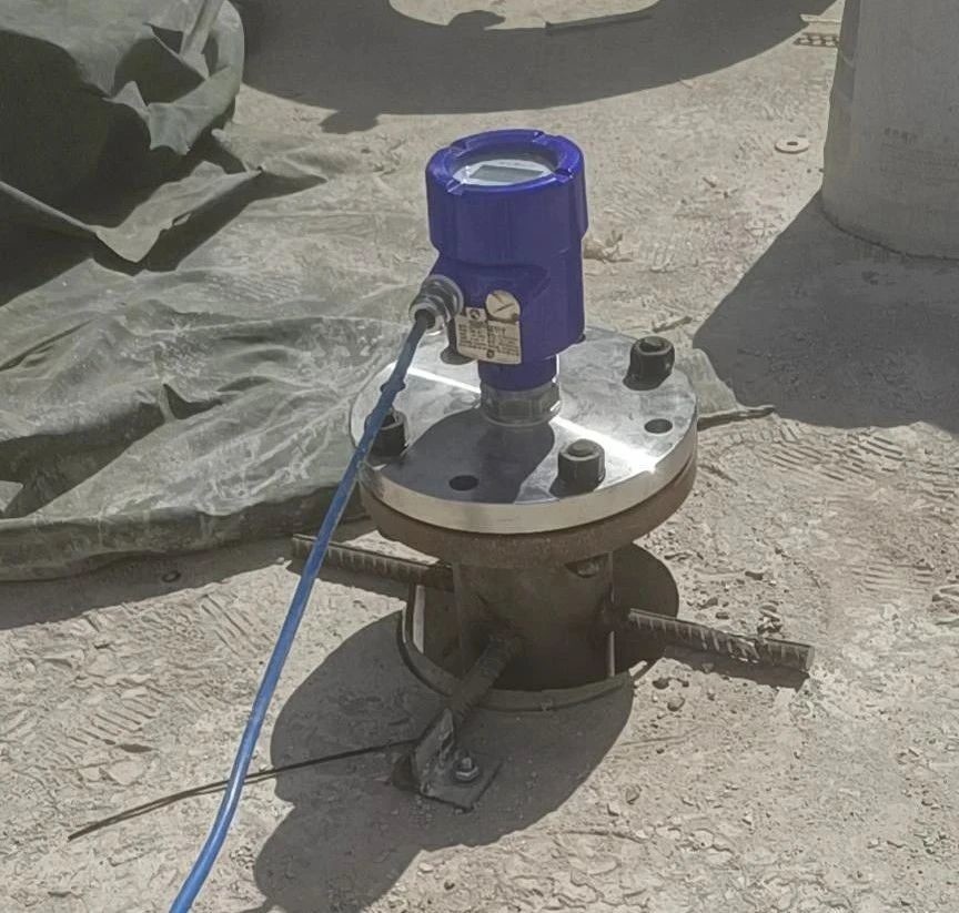 Latest company Cases about Understand guided wave radar interface measurement