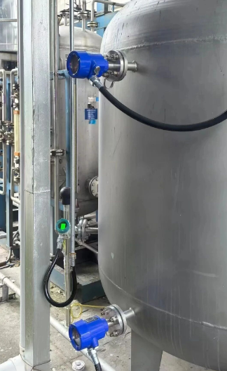 Latest company Cases about Tuning Fork Level Switch: Working Principle, Advantages & Industrial Applications