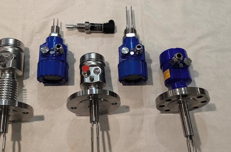 Latest company Cases about 100 Questions About Tuning Fork Level Switches-Part 10 | Technical Comparison 91–100